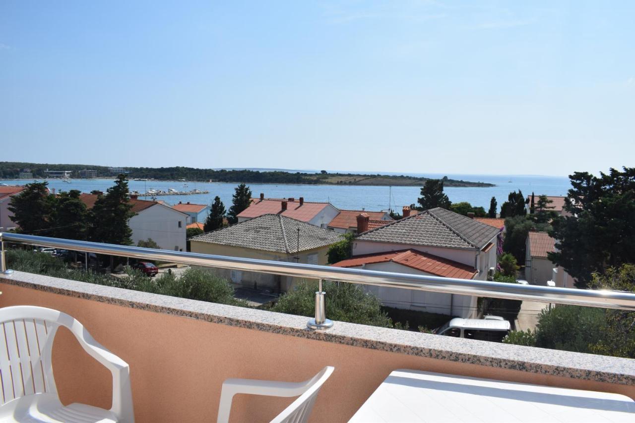 Apartmani Katica Novalja Exterior foto