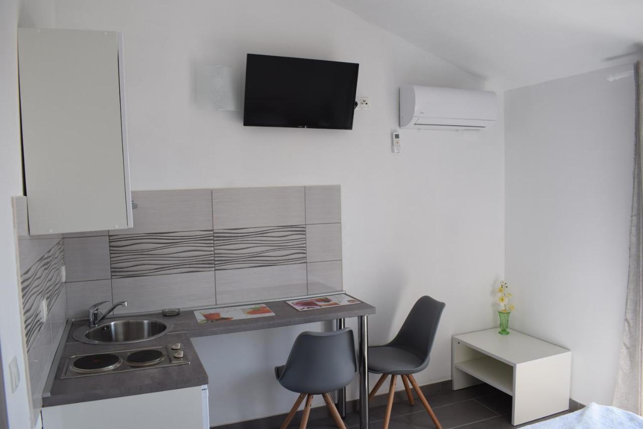 Apartmani Katica Novalja Exterior foto